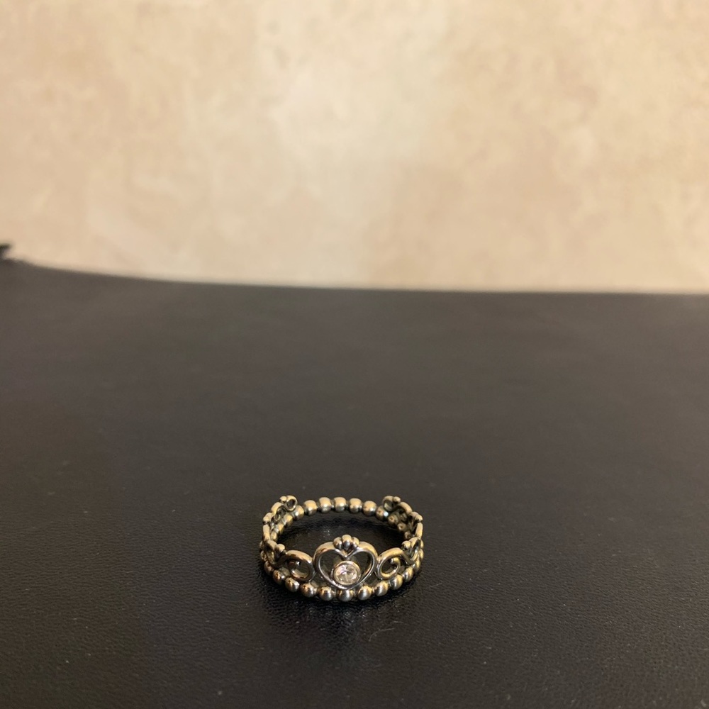 Pandora ring